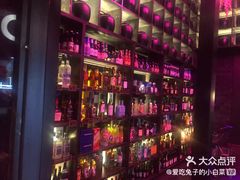 -啤仕多·啤客国潮跳舞BAR(保俶路店)
