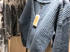 -URBAN REVIVO(七宝领展广场店)