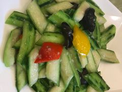 木耳炒胜瓜-鱼米之家·20年老字号园林农庄·宴席(鱼窝头店)