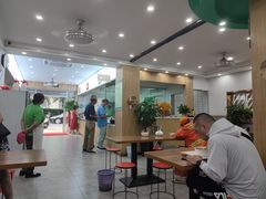 大堂-草桥清真牛肉锅贴扁食店