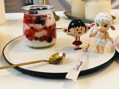 覆盆子蓝莓酸奶-Smile House咖啡馆(群芳小区店)