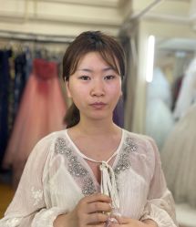 点击看大图 -爱伊人婚纱礼服美妆馆