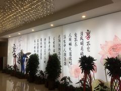 -享遇.锅姥姥牛排海鲜自助(小寨店)