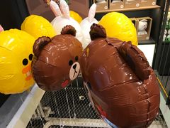 -LINE FRIENDS Garosu-gil Flagship Store