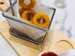 脆炸鸡肉洋葱圈-考拉小厨亲子餐厅(榆次店)