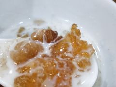 桃胶炖牛奶-沙湾姜埋奶(兴新包店)