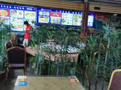 -潘先生平价海鲜城(神州半岛店)