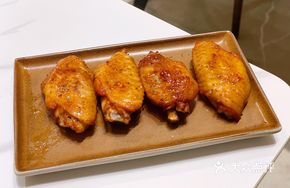 Saucy Chicken Wings