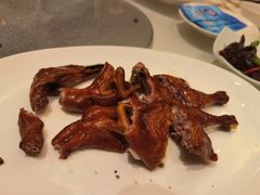 润烧BB乳鸽-利苑酒家(合景国际金融广场店)