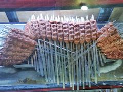 -烤肉小伙烤肉店