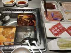 -海底捞火锅(金山百联店)