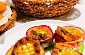 Passion Fruit Steamed Medium Abalone