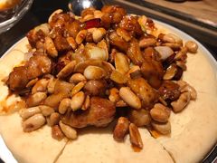 披萨宫保鸡丁-滋色臻选川菜(北京坊旗舰店)
