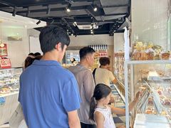 -85度C(生甜甜圈研究工坊·上海平凉店)