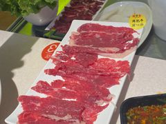 吊龙伴-潮泰牛肉火锅 · 创于1992年(车公庙店)