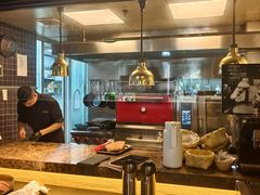 -LESCEDARS Brasserie Bistro香柏树