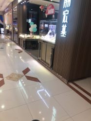 -潮宏基(大商新玛特店)