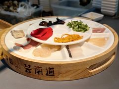 -芸南道·过桥米线(昆明老街旗舰店)