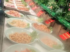 自助取餐区-聚盛源蒸汽海鲜火锅烤肉自助(巨川金海岸购物广场店)