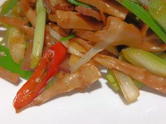 大巴山老腊肉炒笋-黑鸡小馆(金源店)