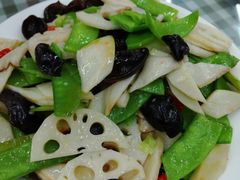 -烁佳海鲜大馅饺子