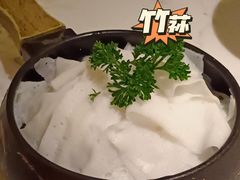 -左庭右院鲜牛肉火锅(浦江欢乐颂店)