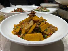 -王府井酒店(金桥港湾店)