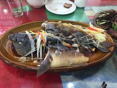 -乡土特色.冷锅鱼.牦牛肉汤锅