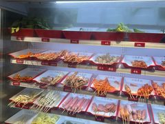 -二钢串叔麻辣烫(华龙大厦店)
