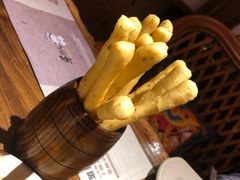 茴香小油条-东巴人鱼豆花火锅(幸福街店)