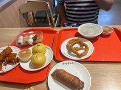 -护国寺小吃店(红莲南路店)