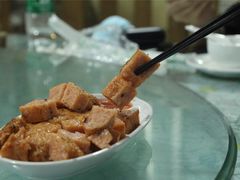 -洞背山庄(洞背院区式管理小区店)