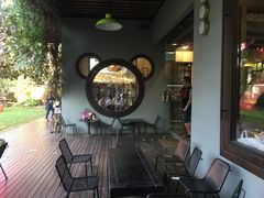 -莓园冰淇淋店