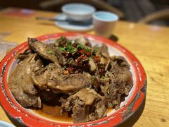 -有红鸡毛店·川菜(建设路店)