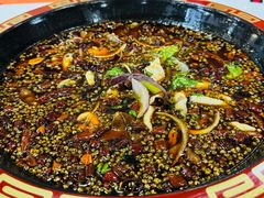 -烧哥美蛙肥肠鱼火锅·十五年社区店
