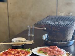 肥瘦相间-韩风烤牛肉冷面店