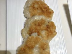 香煎墨鱼饼-半岛太子酒家(海港城店)