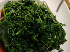 -吴越荣记苏州菜·松鼠桂鱼100%活鱼现做(斜塘老街店)