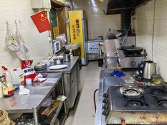 -狮龙啤酒烧烤屋(建二路店)
