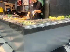 -愉肴麻辣香锅(中山路店)