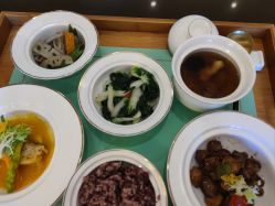 点击看大图 -新寰亚月子会所(盛捷白塘店)