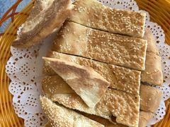 -马尔龙新疆饭店·清真(瑞景店)