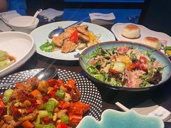 -江上荟·创意中国菜(绿地缤纷城店)