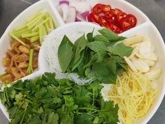 -官塘陈记鱼生·潮汕砂锅粥·牛肉火锅(潮枫路总店)