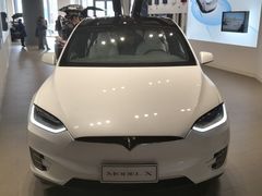 -TESLA 特斯拉(上海太古汇体验店)