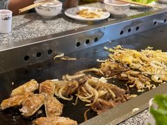 -果松木炭酸菜铜火锅·外婆参鸡汤