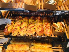 椰蓉葡萄面包-皇冠幸福里动物奶油生日蛋糕(万达店)