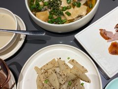 藤椒嫩滑鱼片-小大董·烤鸭(观景餐厅·南京西路店)