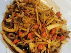 鱿鱼炒肉丝-天下客饭店(中山路店)