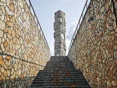 -亚龙湾中心广场